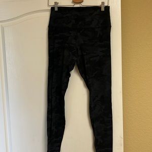 Black camo lululemon leggings